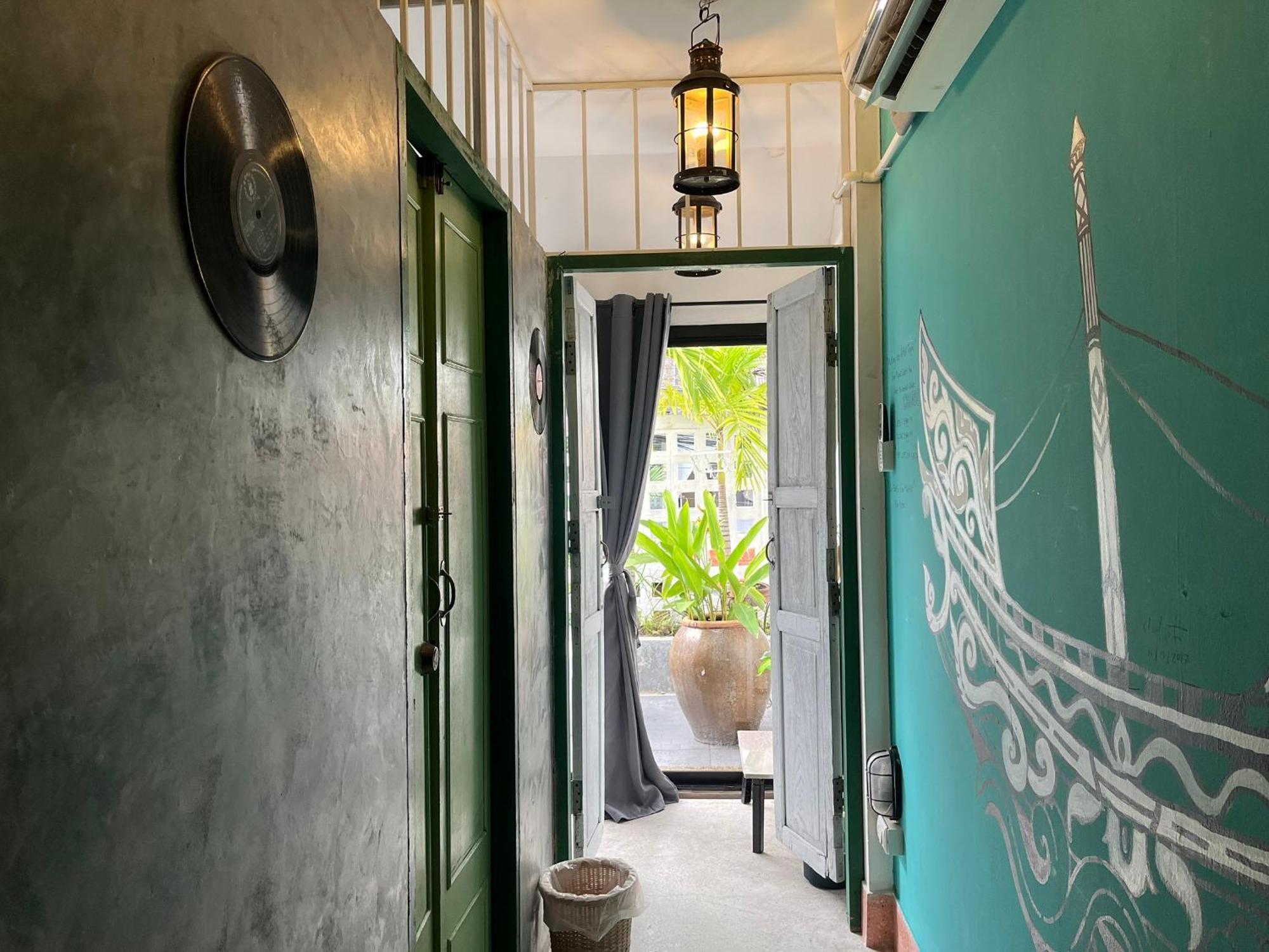 Auntie & Niece Phuket Apartment Ban Sam Kong Екстериор снимка